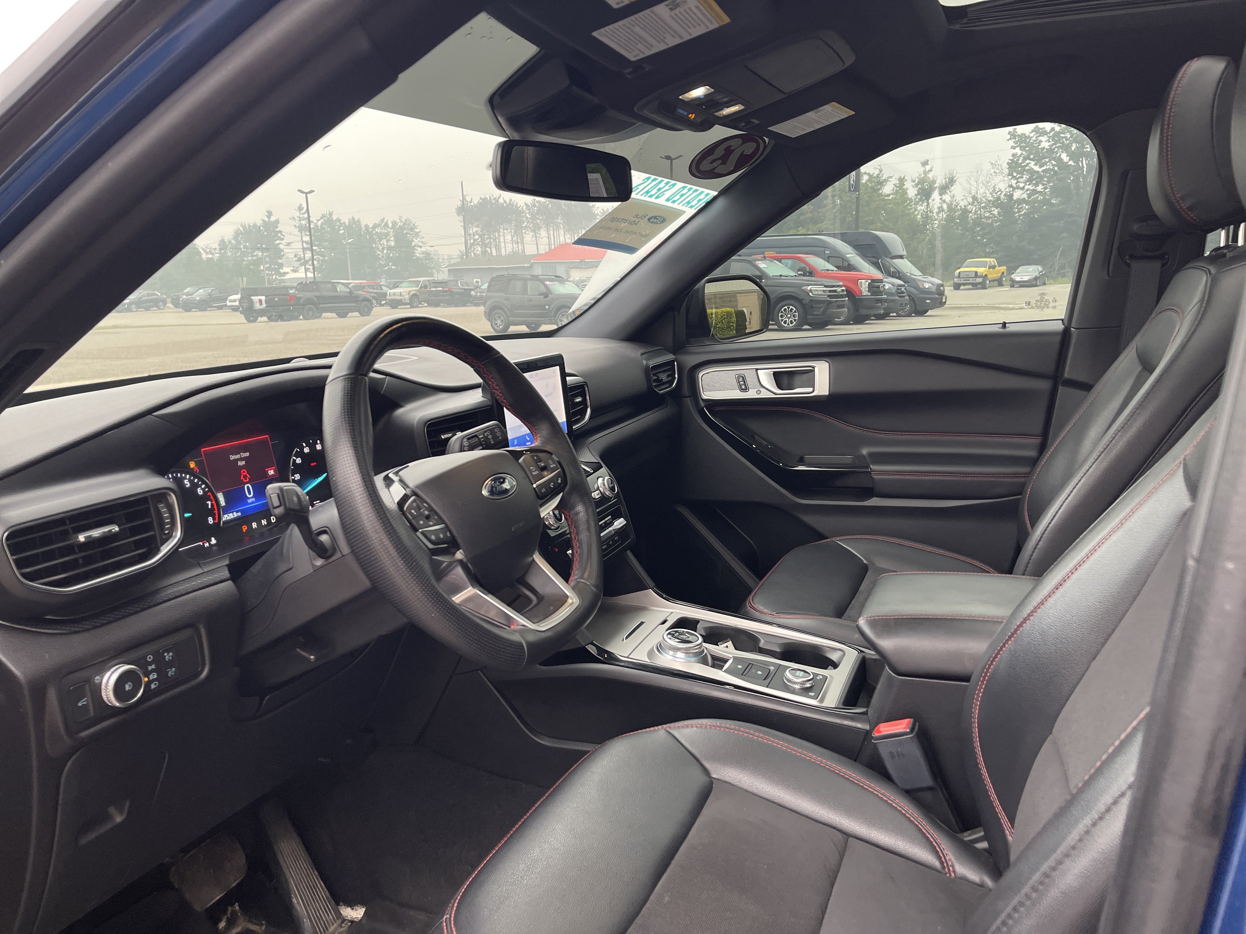 Certified 2022 Ford Explorer ST-Line w/ Class IV Trailer Tow Package AWD/4WD image 13