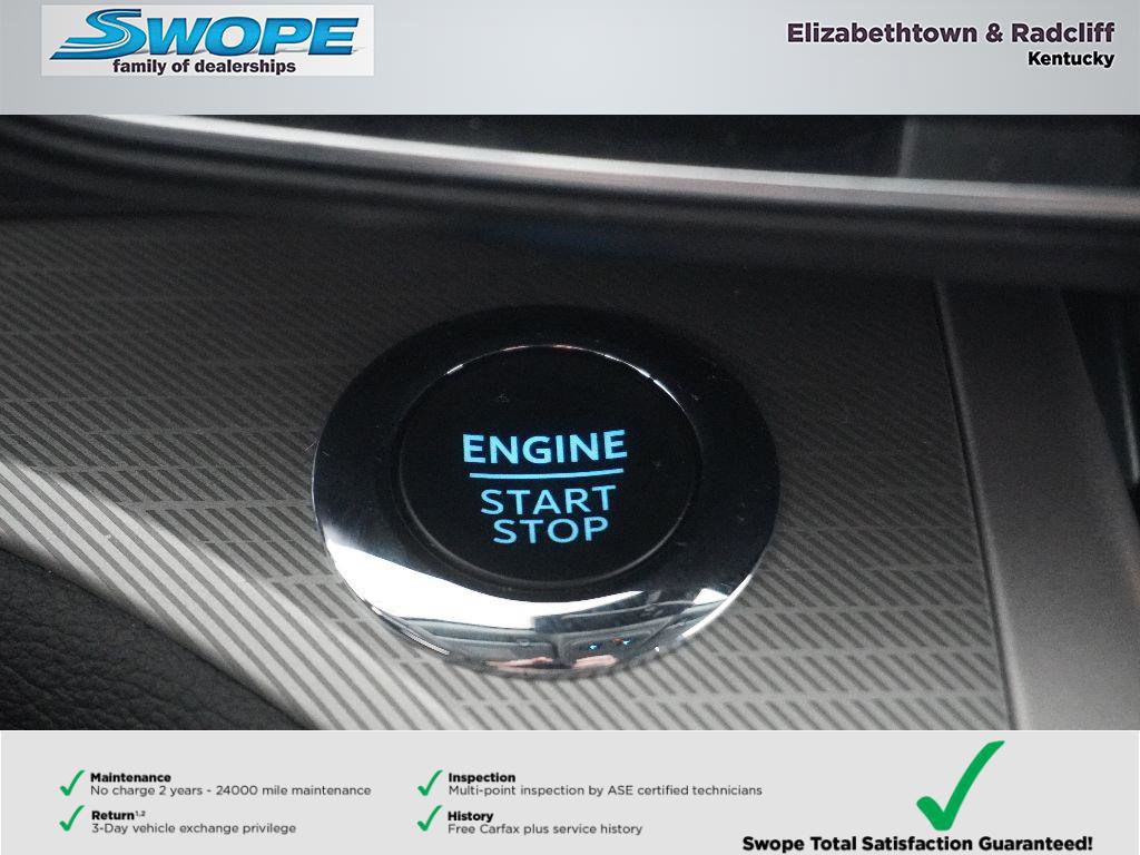 Used 2024 Ford Explorer XLT w/ Equipment Group 202A AWD/4WD image 26