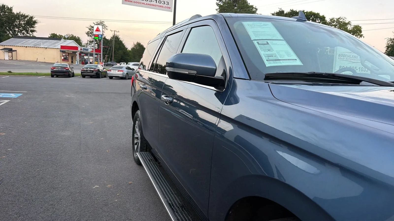 Used 2018 Ford Expedition Limited w/ Equipment Group 301A AWD/4WD image 11