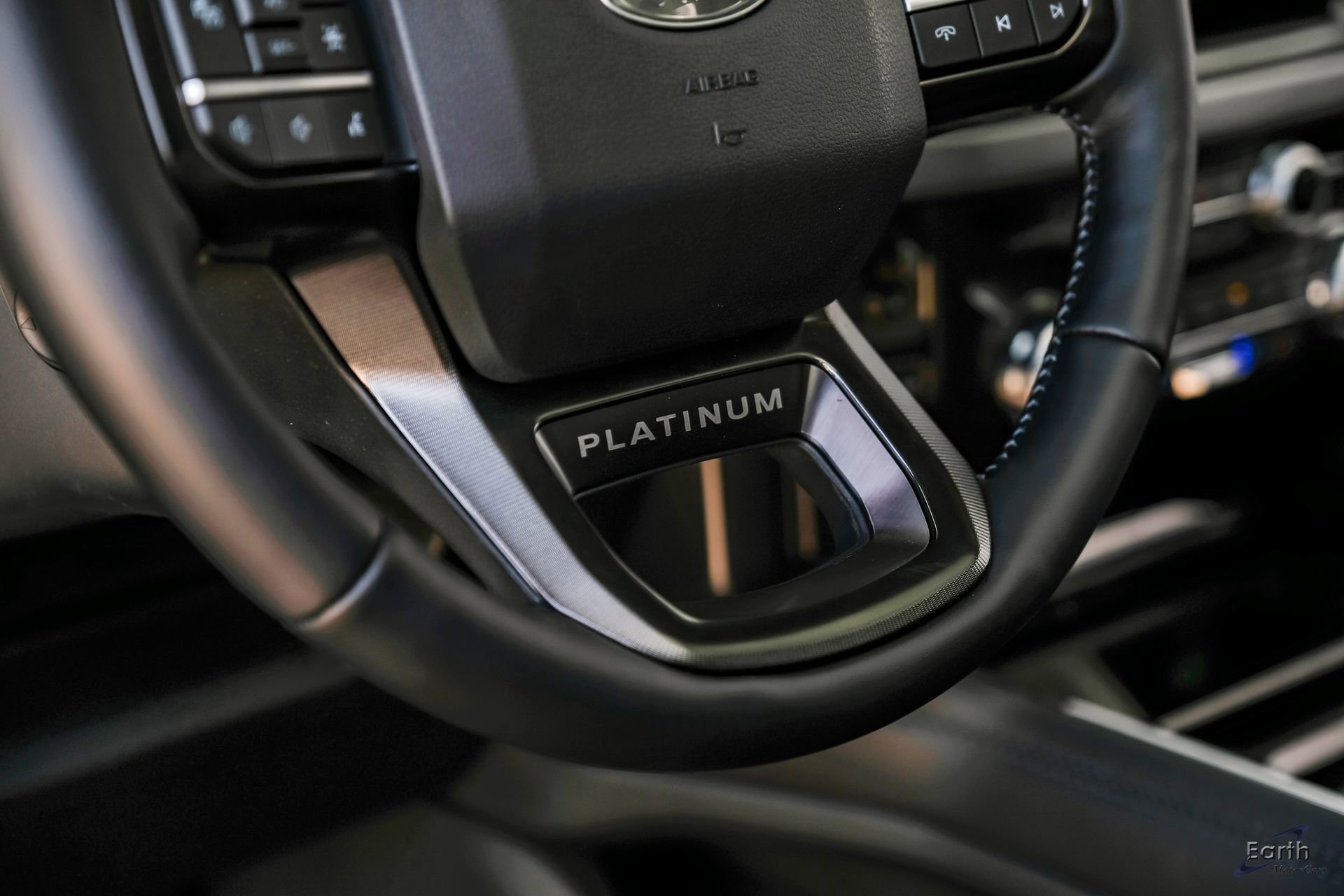 Used 2026 Ford F450 Platinum w/ FX4 Off-Road Package image 49