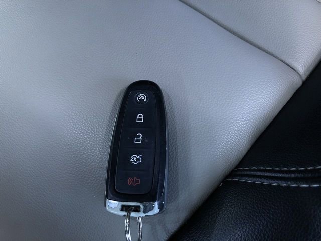 Used 2019 Ford Escape SEL w/ SEL Sport Appearance Package image 32