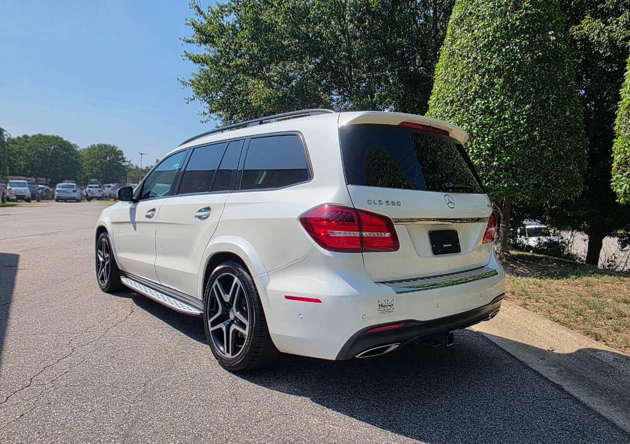 Used 2017 Mercedes-Benz GLS 550 4MATIC image 3