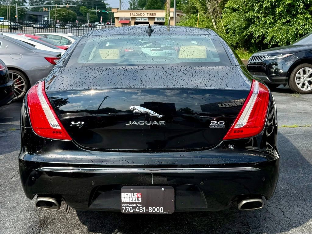 Used 2015 Jaguar XJ AWD image 9