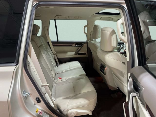 Used 2016 Lexus GX 460 w/ Premium Package AWD/4WD image 28