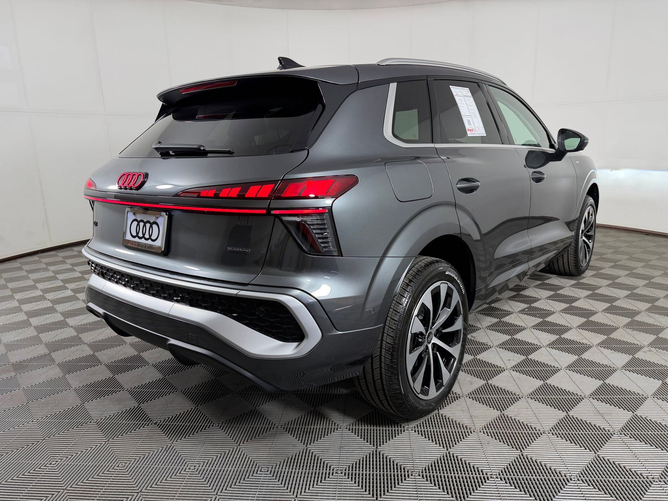 New 2026 Audi Q3 quattro 2.0T image 9