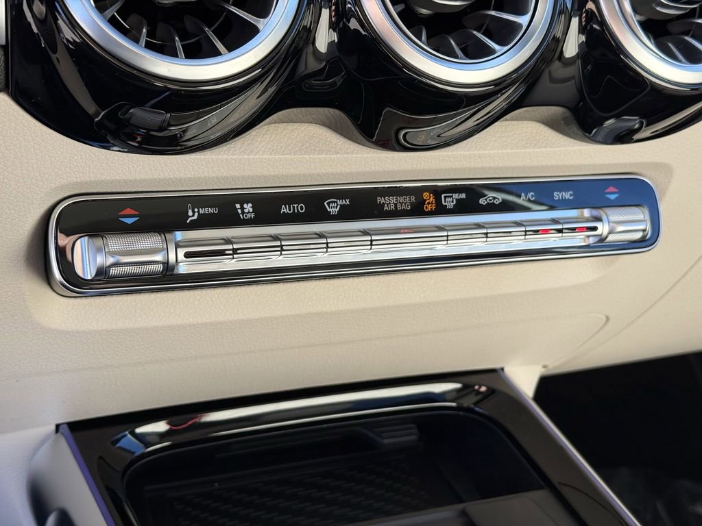 Certified 2025 Mercedes-Benz GLB 250 4MATIC image 12