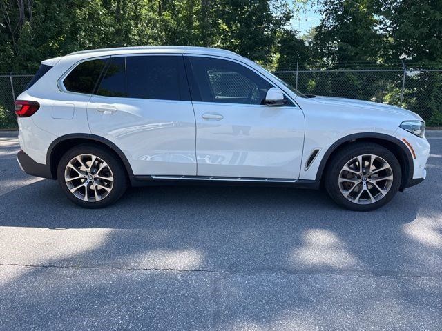 Certified 2023 BMW X5 sDrive40i w/ Premium Package RWD image 4