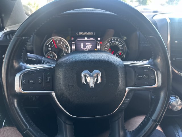 Used 2021 RAM 1500 Laramie w/ Sport Appearance Package AWD/4WD image 14