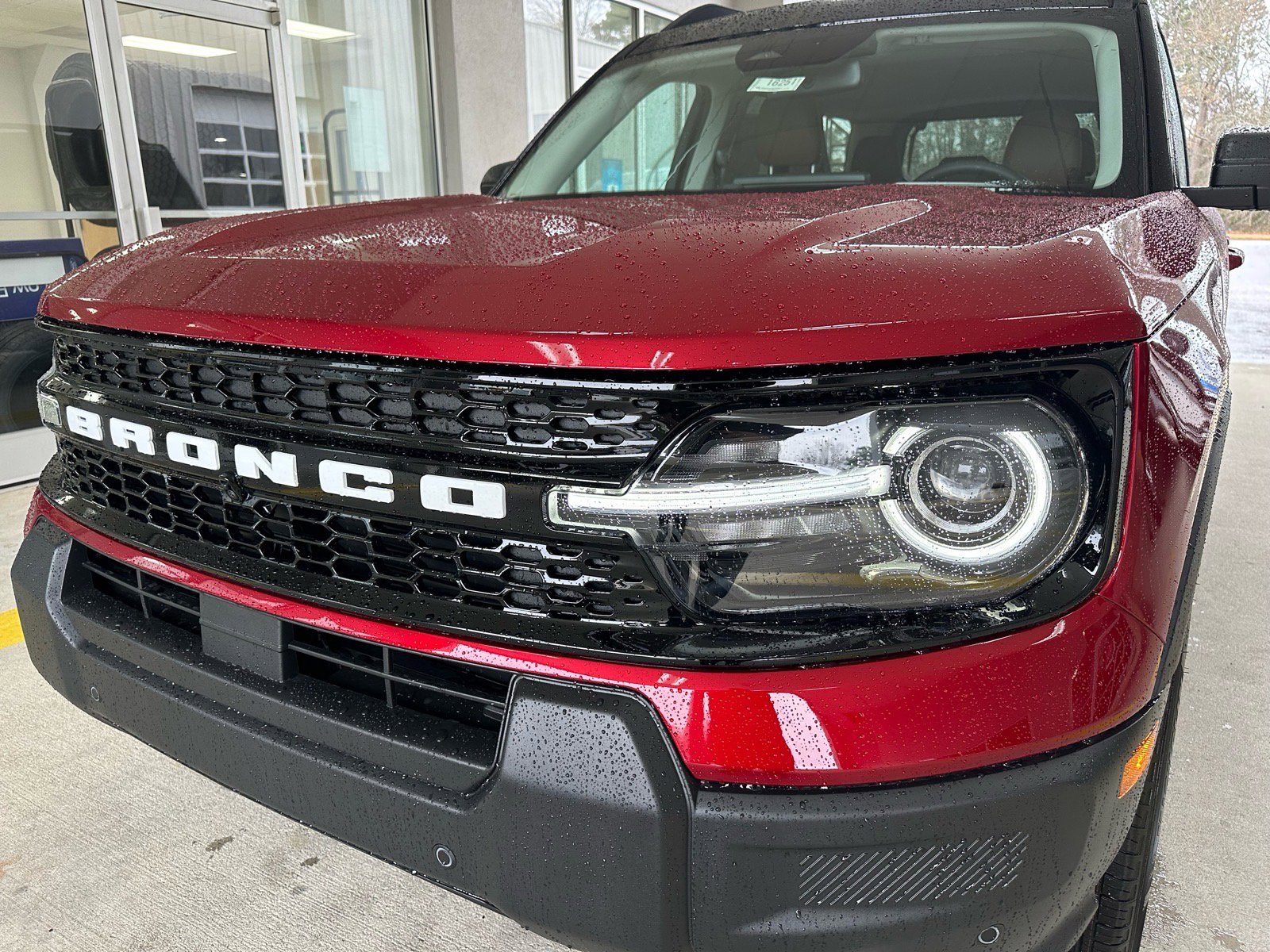 New 2025 Ford Bronco Sport Outer Banks w/ Outer Banks Tech Package+ image 2