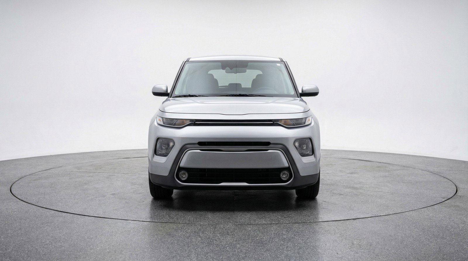 Used 2025 Kia Soul LX w/ LX Technology Package FWD image 2