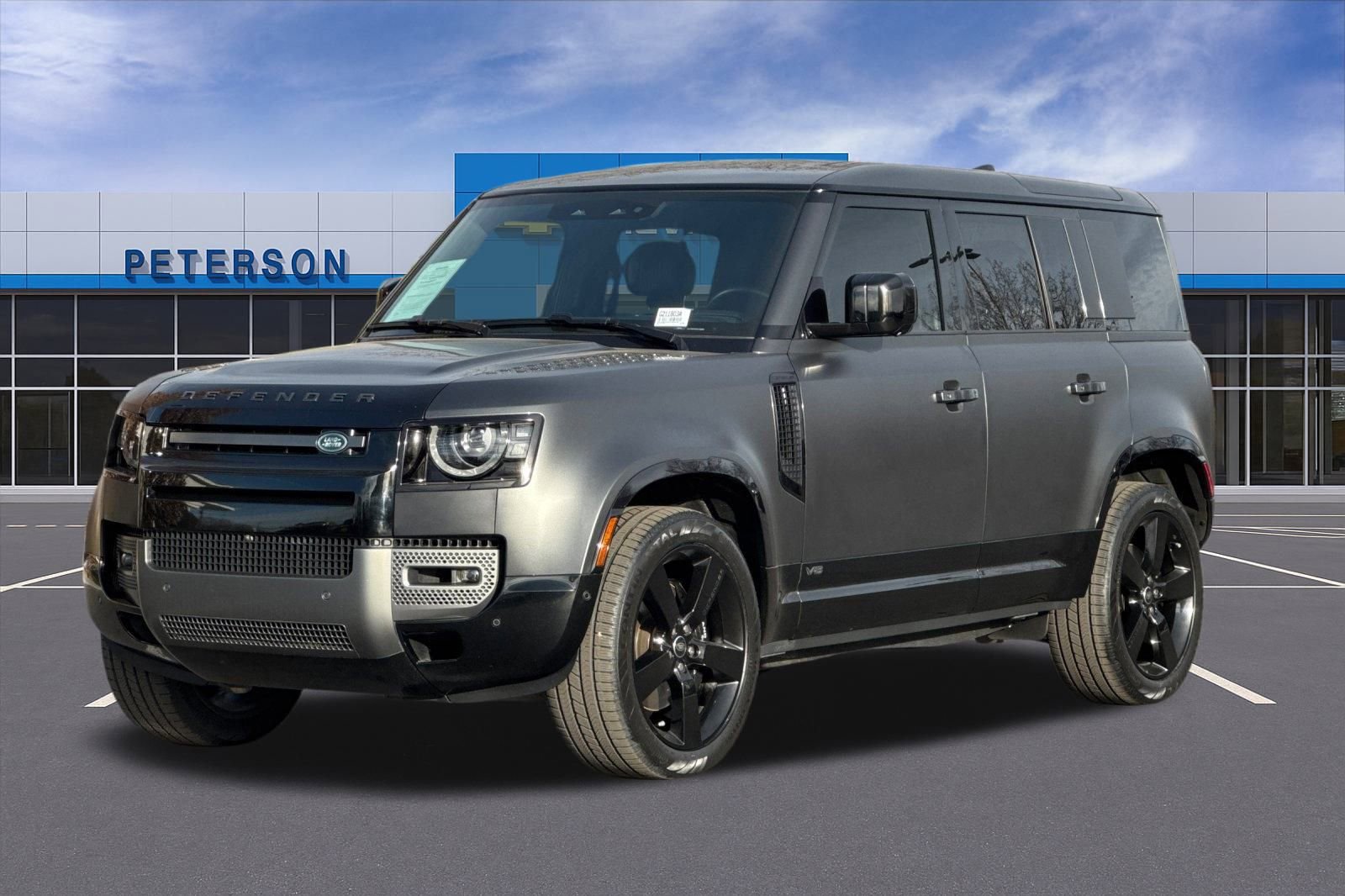 Used 2025 Land Rover Defender 110 V8 image 8