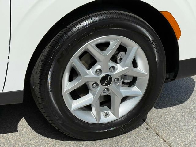 Used 2023 Kia Soul LX w/ Option Group 015 image 17