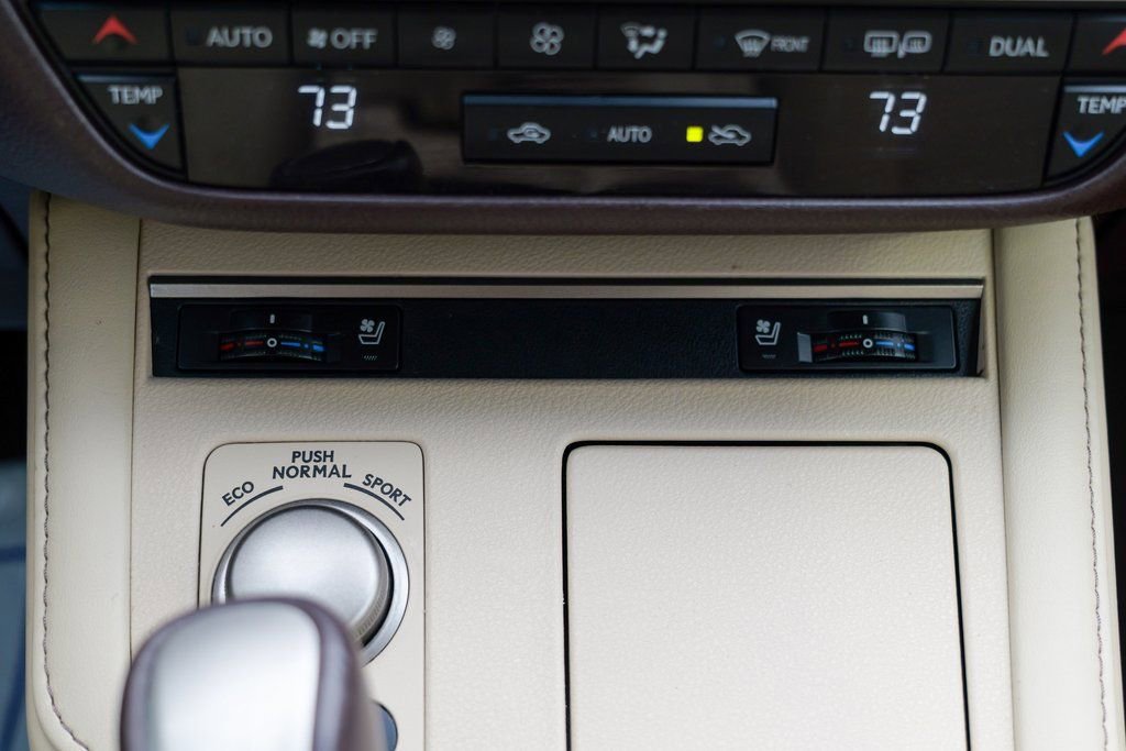 Used 2018 Lexus ES 350 w/ Premier Package image 52