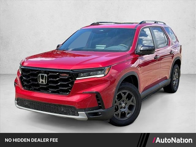 Used 2024 Honda Pilot TrailSport image 1