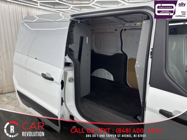Used 2021 Ford Transit Connect XL image 17