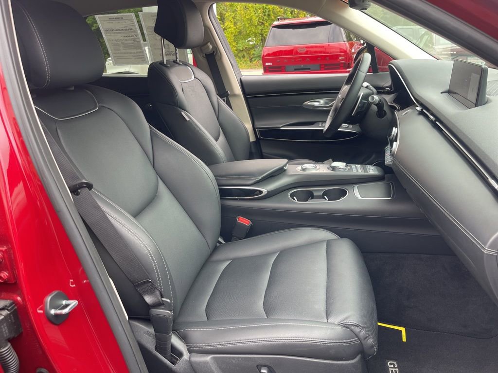 Used 2025 Genesis GV70 2.5T image 18