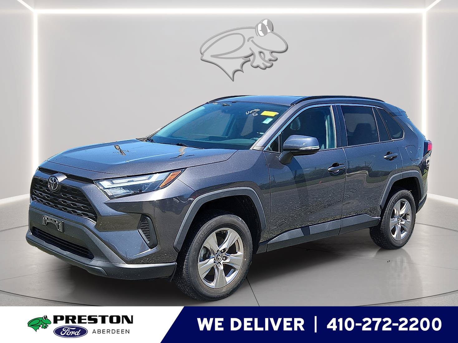 Used 2022 Toyota RAV4 XLE AWD/4WD image 1