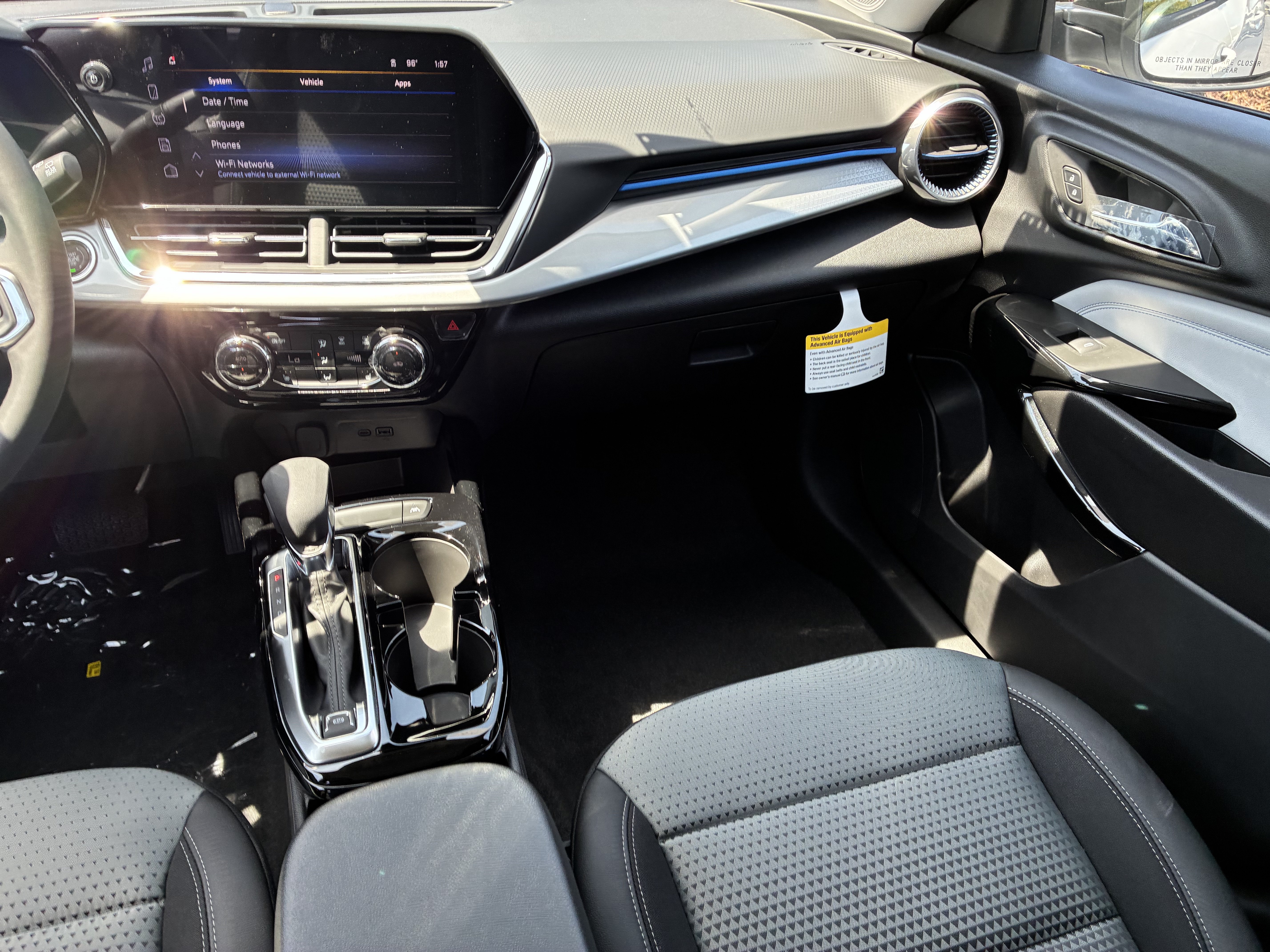 New 2026 Chevrolet Trax LT w/ Driver Confidence Package FWD image 19