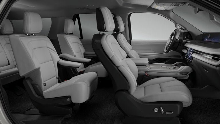 New 2026 Lincoln Navigator L Premier AWD/4WD image 28