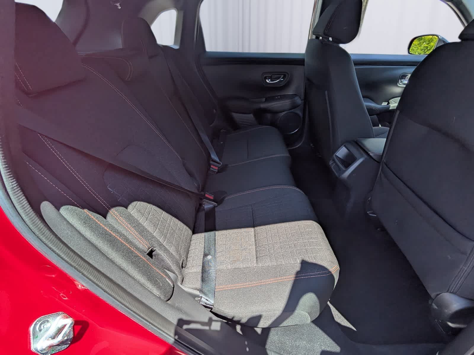 Used 2024 Honda HR-V Sport image 11