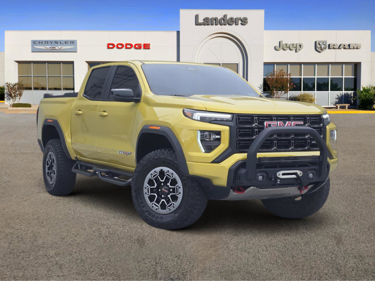 Used 2023 GMC Canyon AT4X w/ Edition 1 AWD/4WD image 1