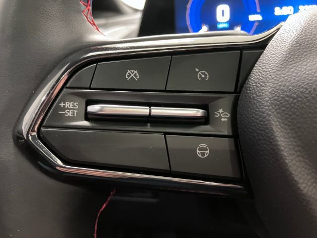 Used 2025 Chevrolet Equinox EV RS image 44