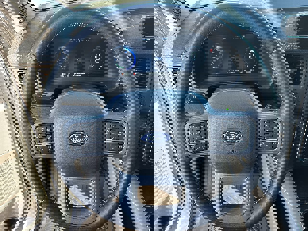 Used 2024 Ford F150 Lightning Flash image 28