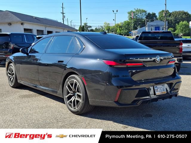 Used 2026 BMW 740i xDrive AWD/4WD image 5