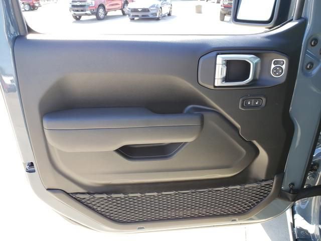 New 2026 Jeep Gladiator Sport AWD/4WD image 11