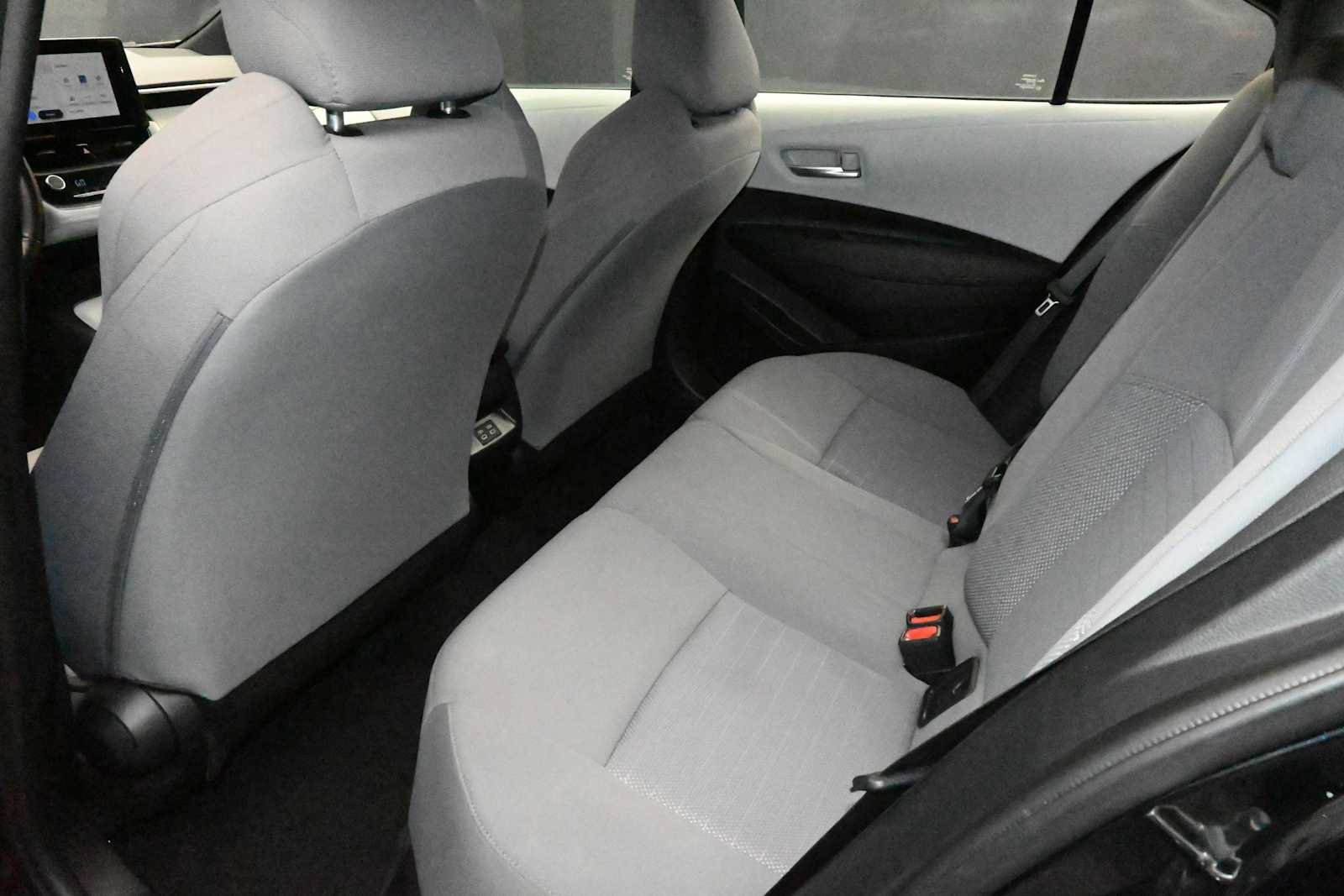 Used 2024 Toyota Corolla SE FWD image 24