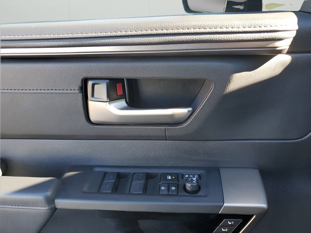 Used 2024 Toyota Tundra Limited image 27