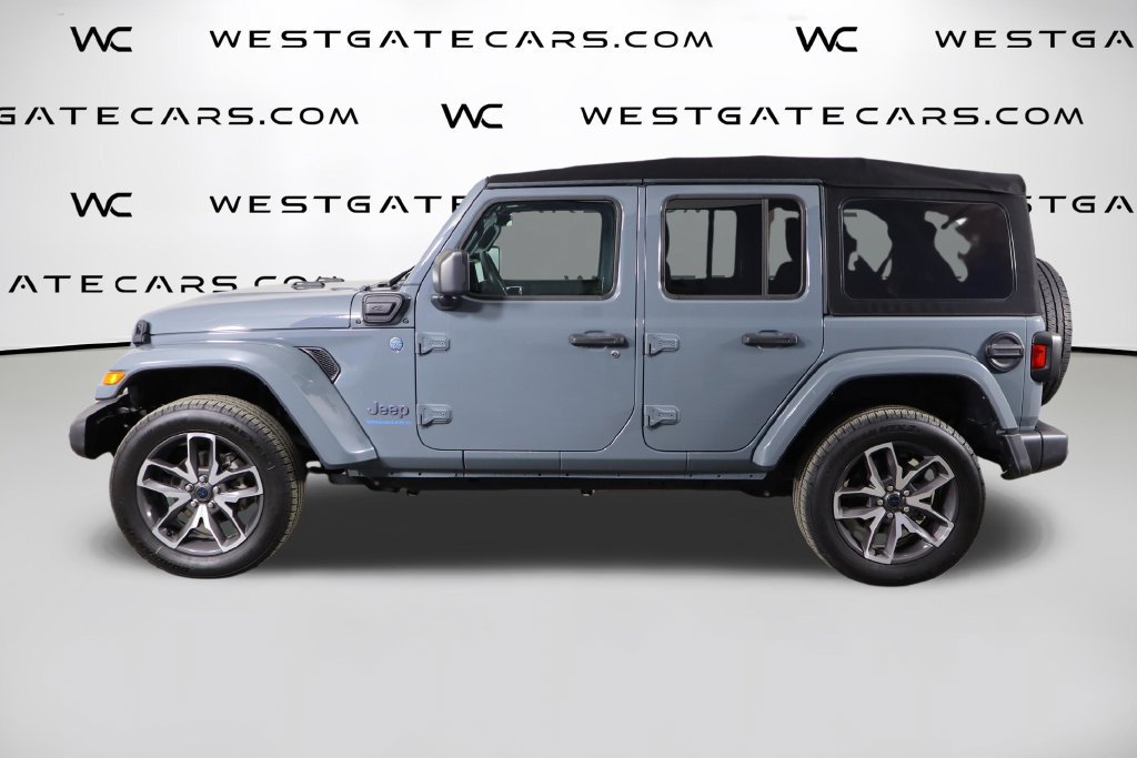 Used 2024 Jeep Wrangler Unlimited w/ Convenience Group AWD/4WD image 5