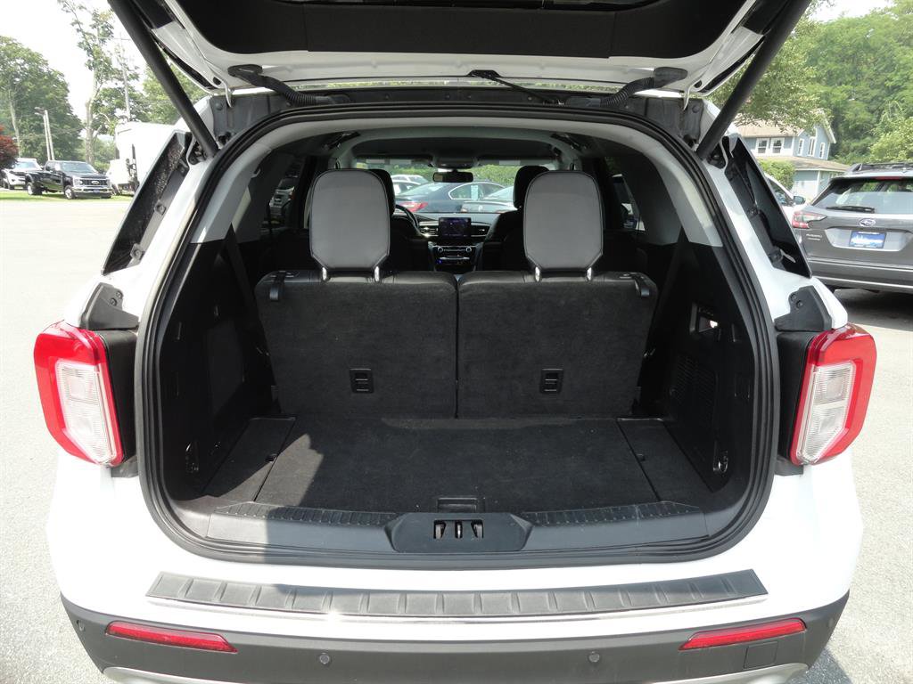 Used 2022 Ford Explorer Limited w/ Equipment Group 301A image 23