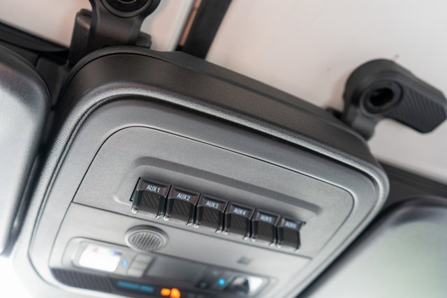 New 2025 Ford Bronco Raptor w/ Interior Carbon Fiber Pack image 26