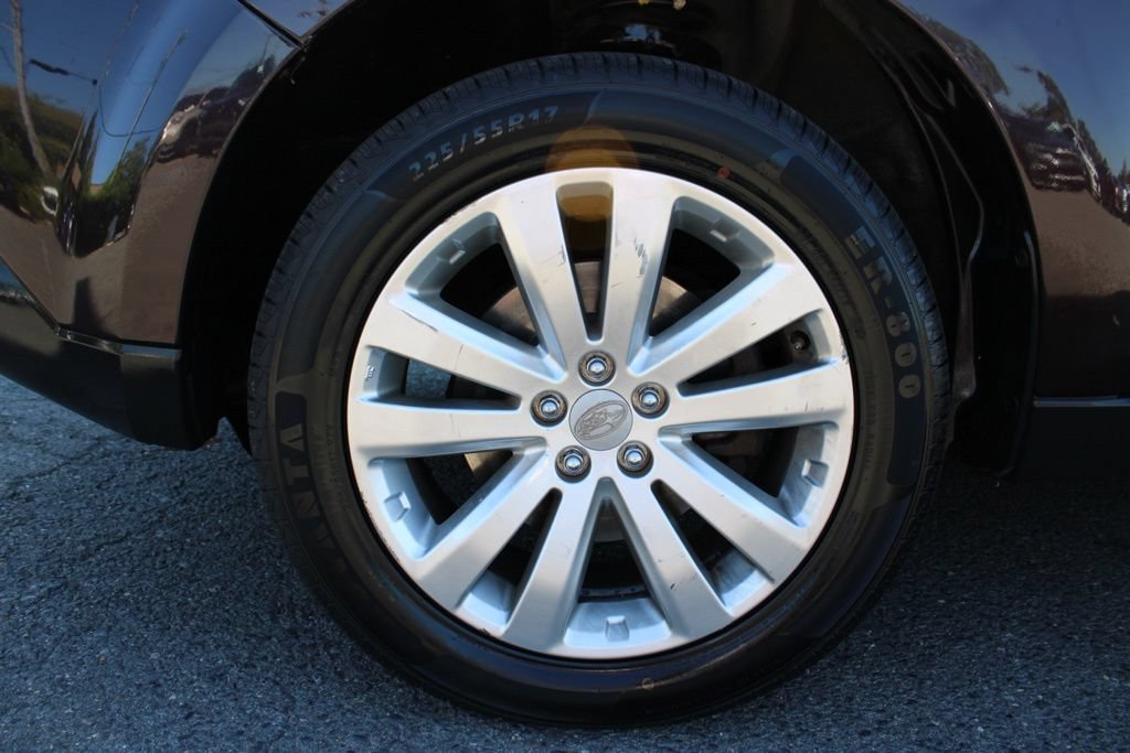Used 2013 Subaru Forester 2.5X Touring AWD/4WD image 21