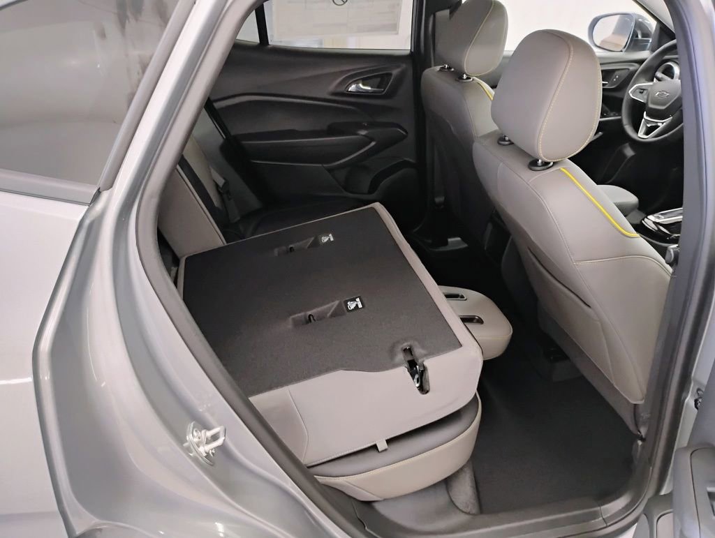 New 2026 Chevrolet Trax ACTIV w/ Driver Confidence Package image 11