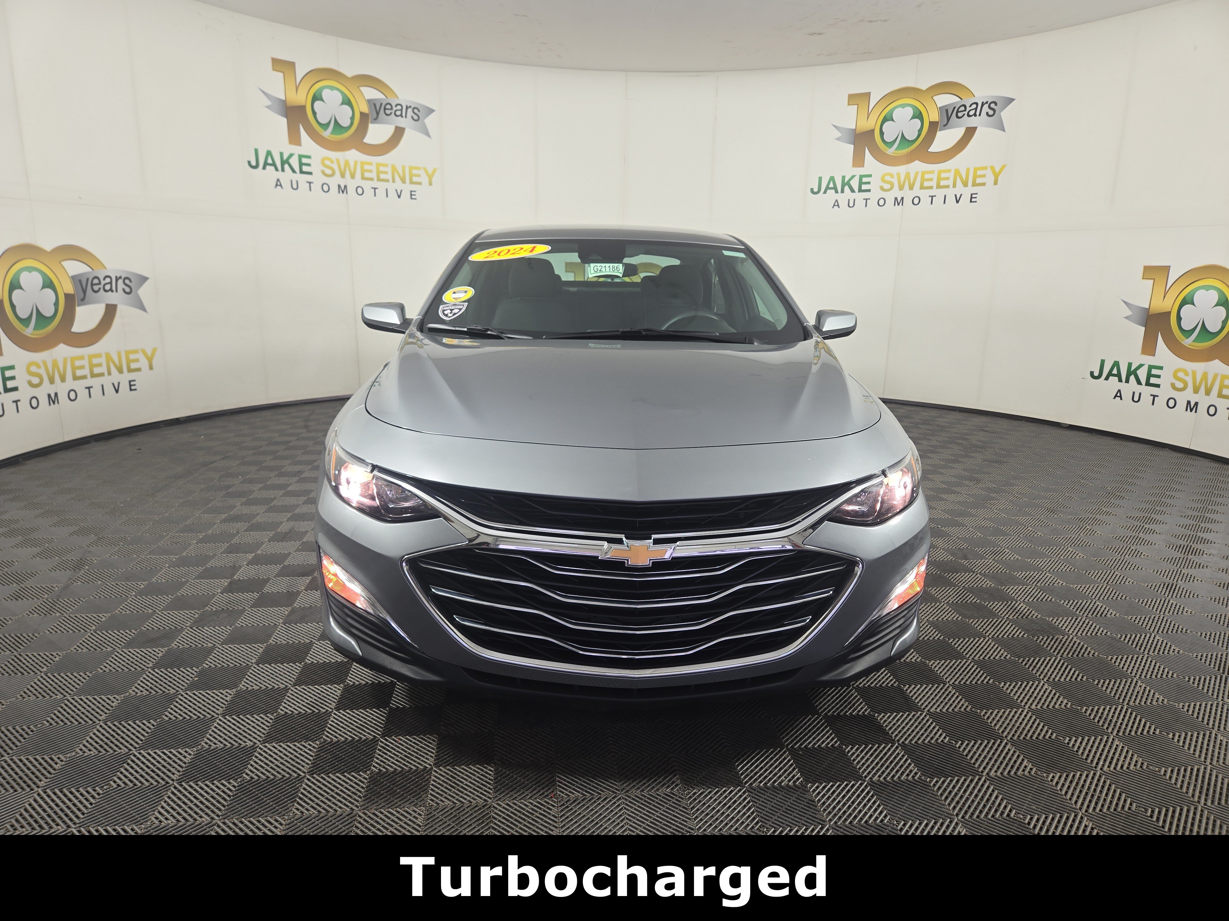 Certified 2024 Chevrolet Malibu LS FWD image 2