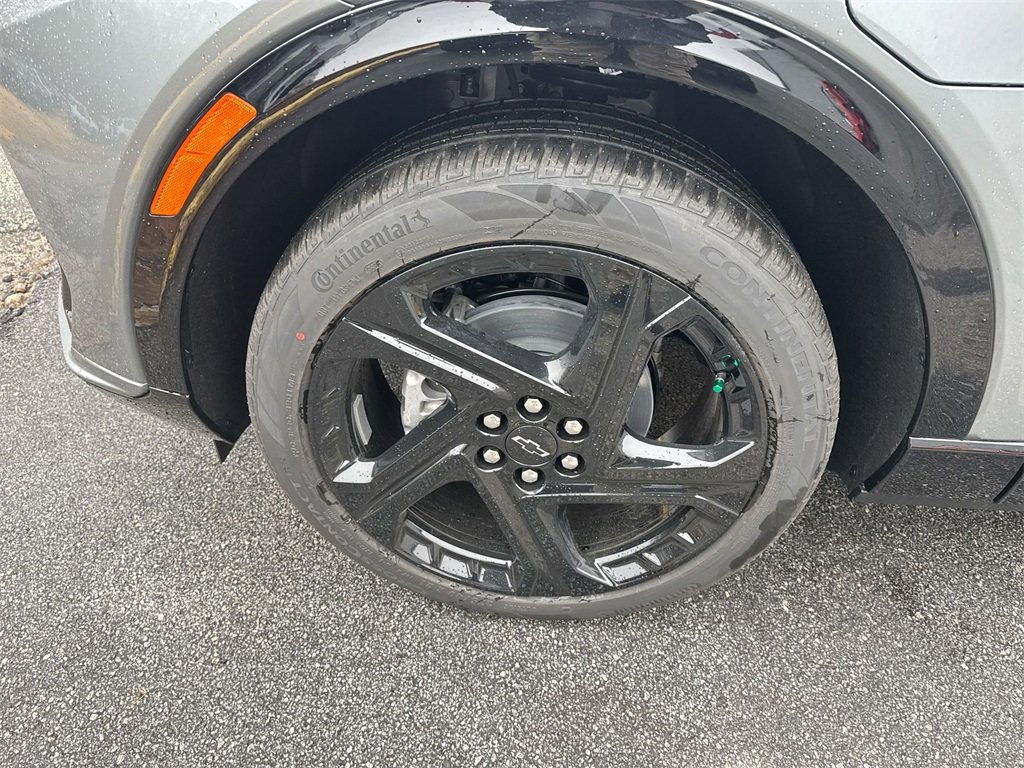 New 2026 Chevrolet Equinox EV RS image 12