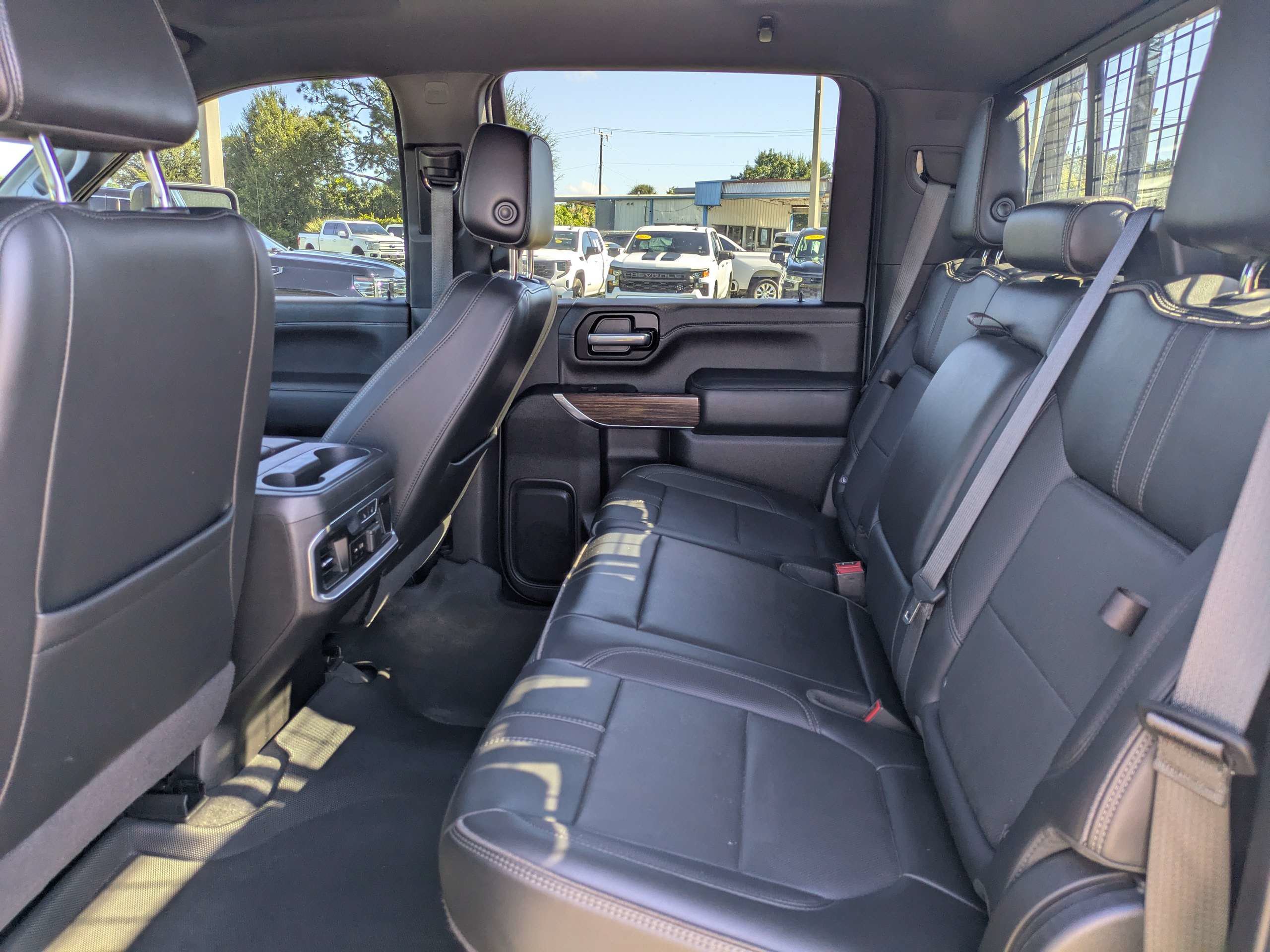 Used 2023 Chevrolet Silverado 3500 High Country AWD/4WD image 12
