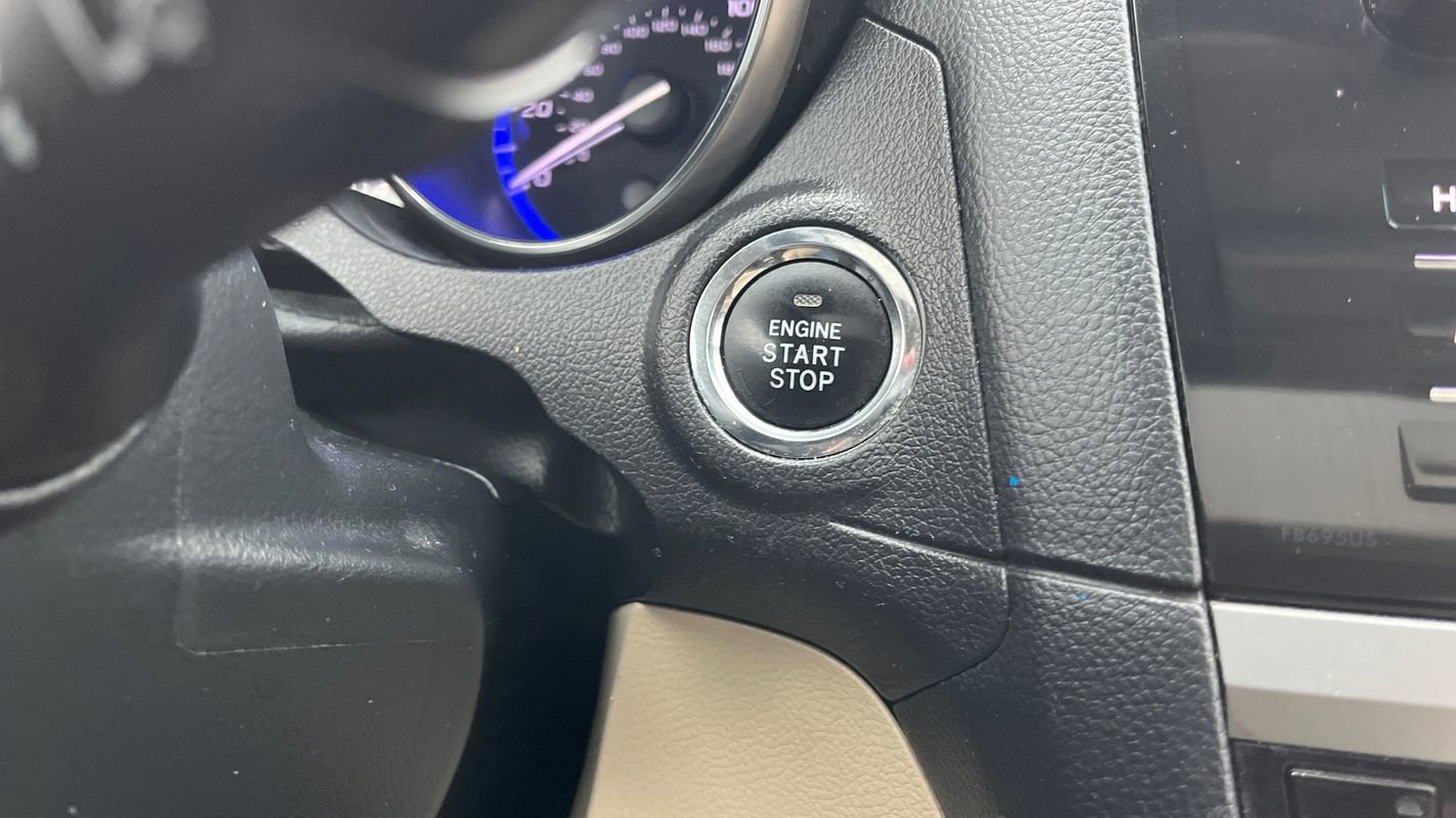 Used 2016 Subaru Outback 2.5i Limited image 18