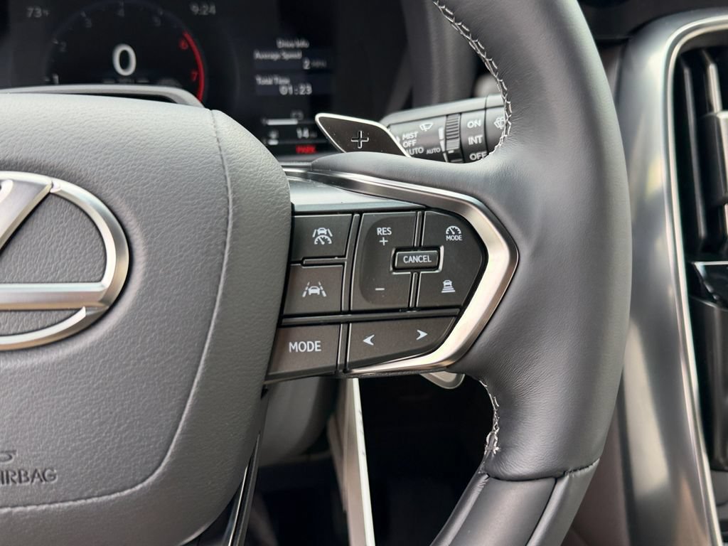 New 2026 Lexus LX 600 4WD w/ Luxury Package image 18