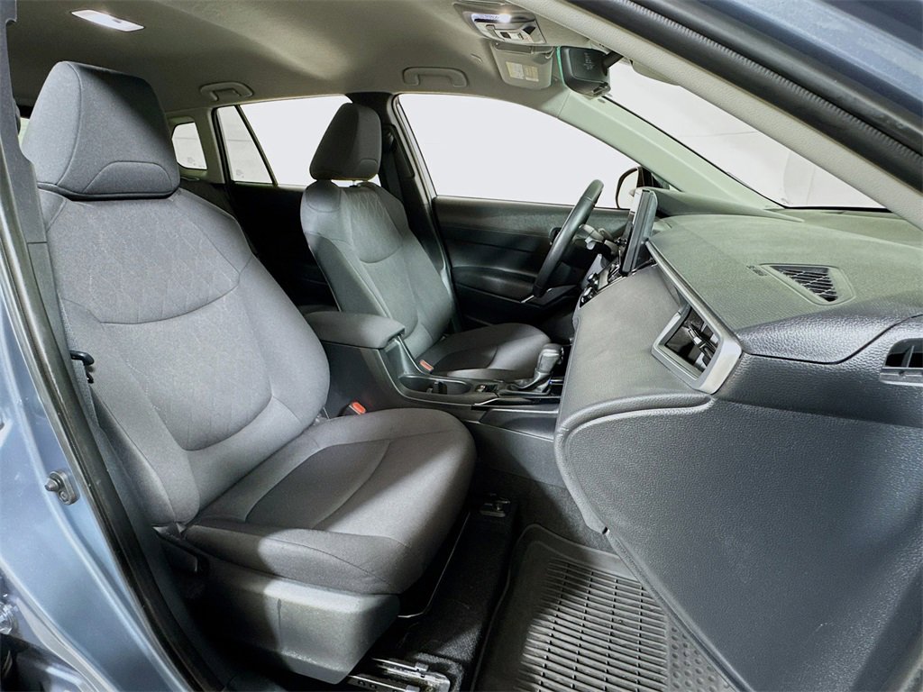 Used 2024 Toyota Corolla Cross LE image 25
