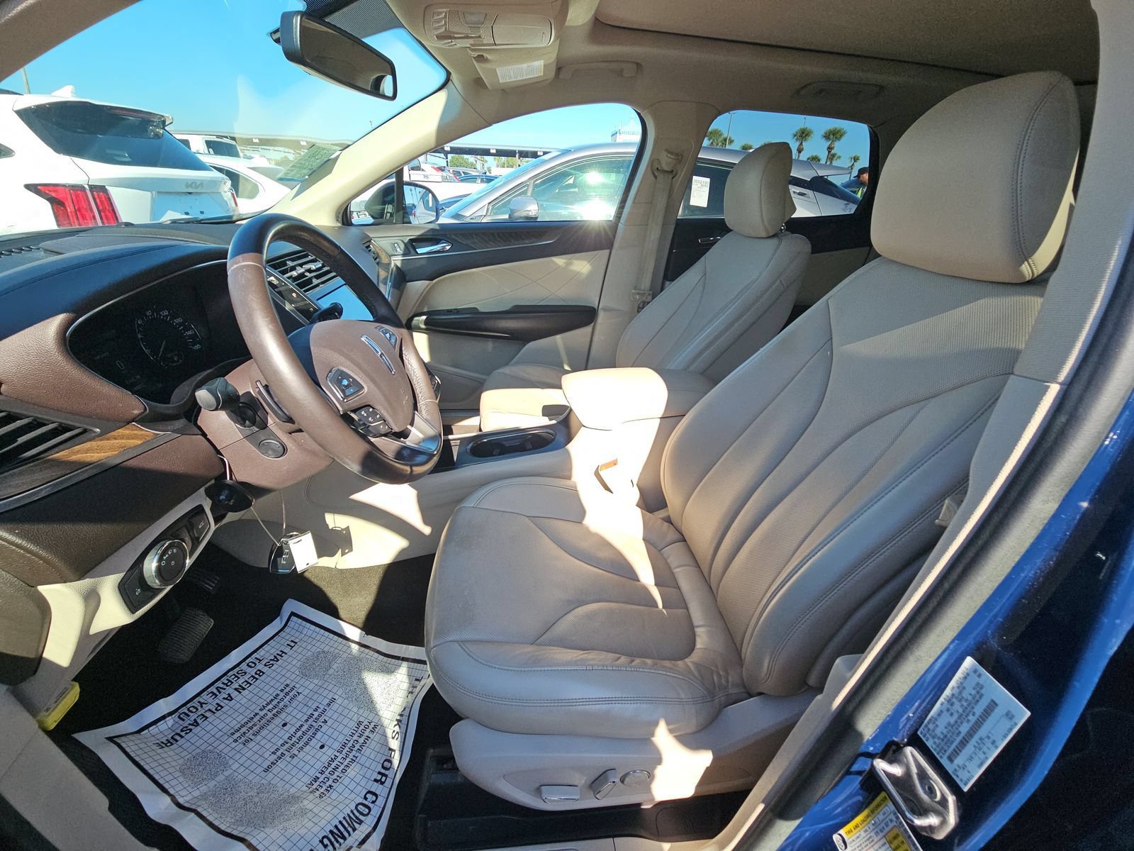 Used 2019 Lincoln MKC Reserve FWD image 5