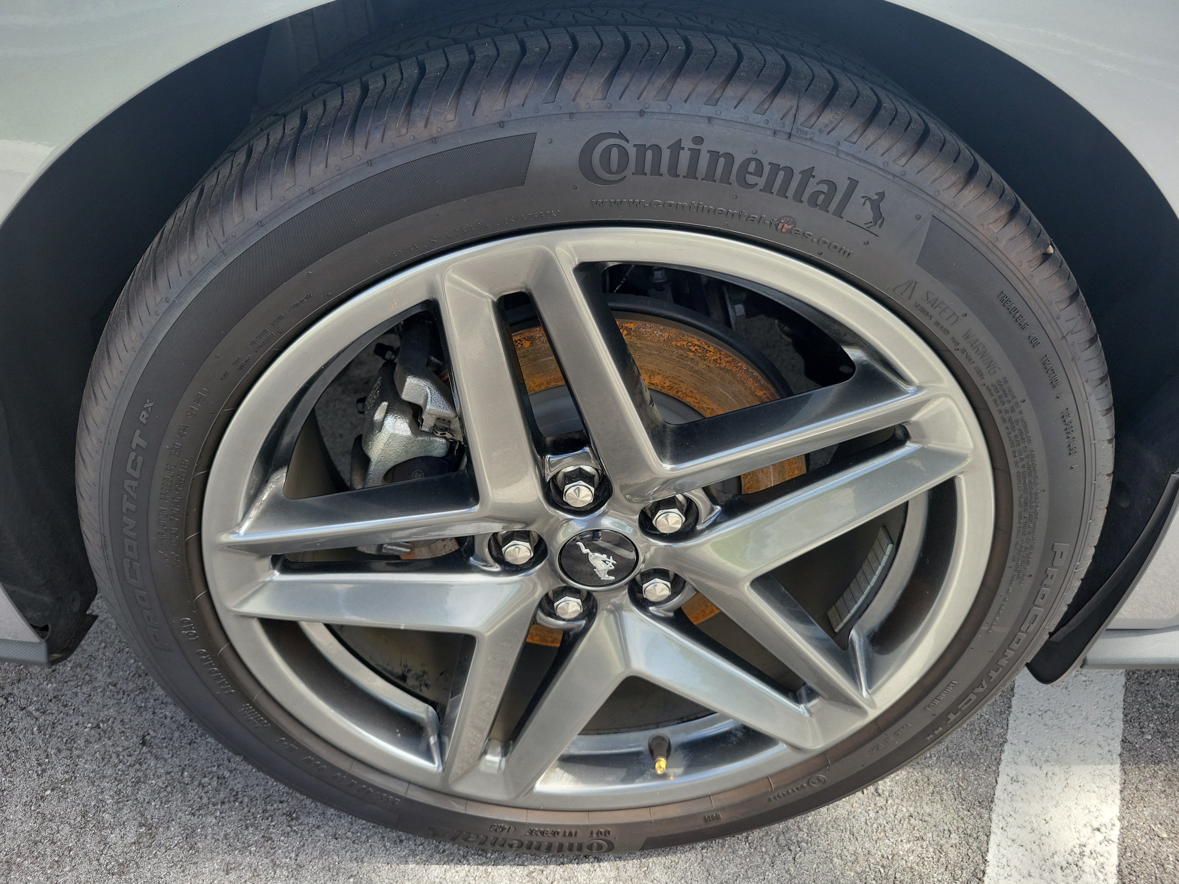 Used 2025 Ford Mustang Coupe RWD image 7
