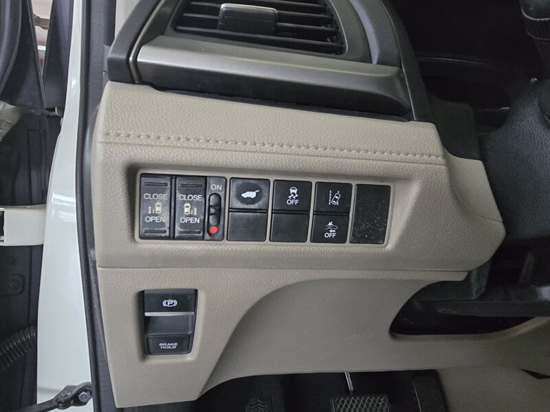 Used 2018 Honda Odyssey EX-L image 33