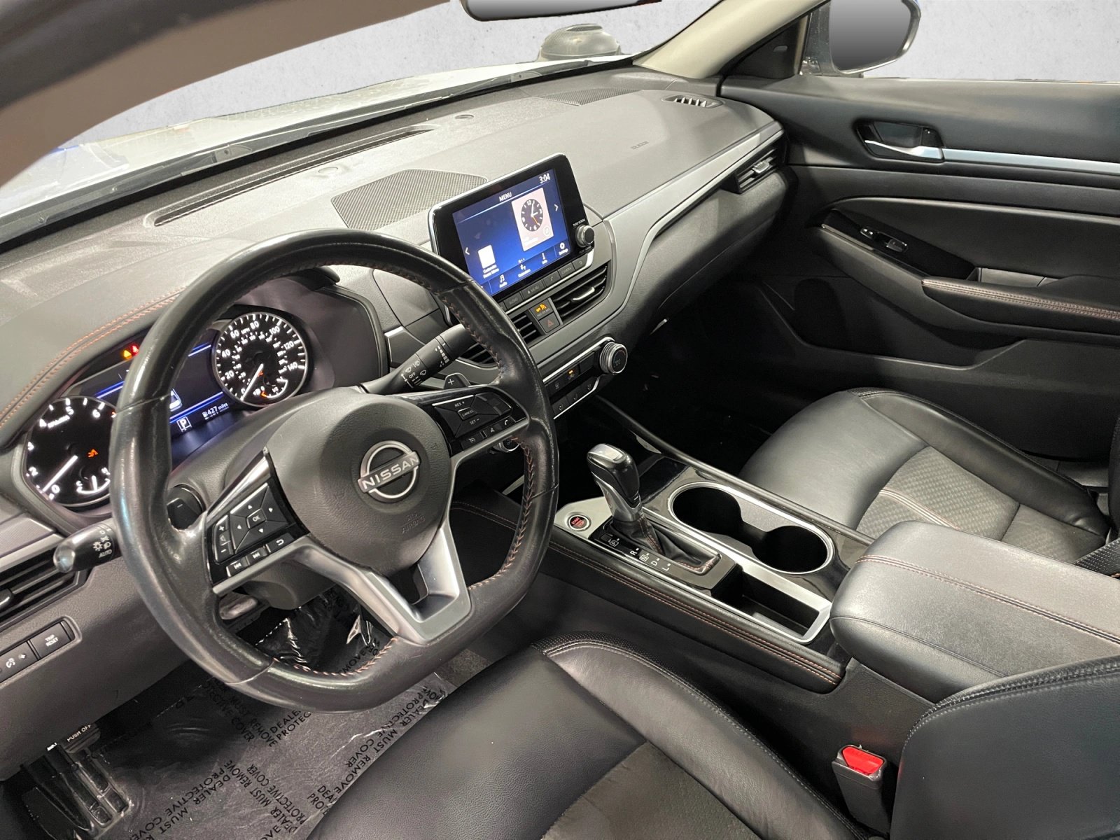 Used 2024 Nissan Altima 2.5 SR FWD image 10
