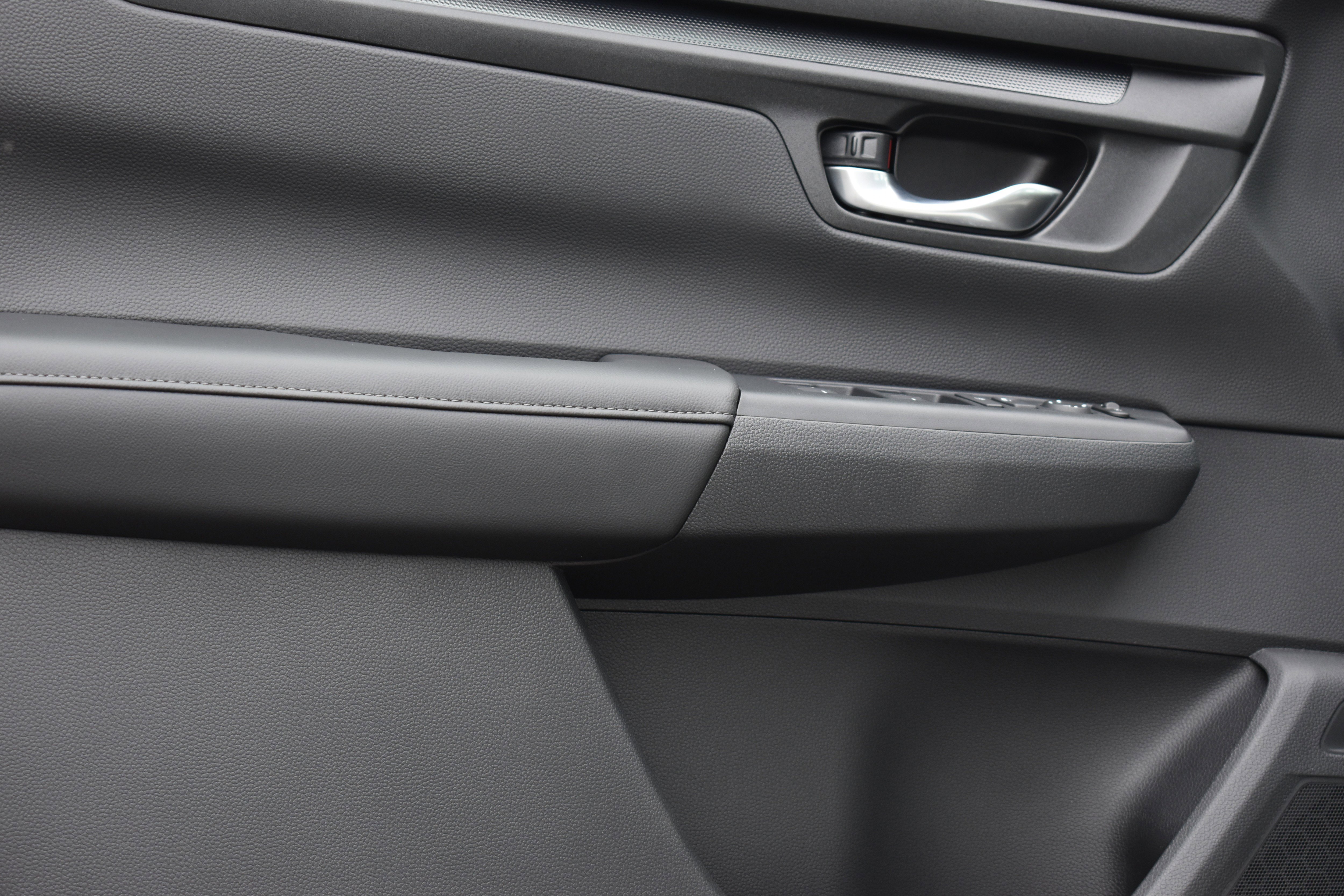 New 2025 Honda CR-V LX image 11