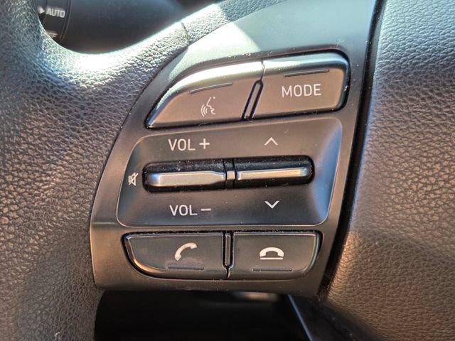 Used 2020 Hyundai Veloster 2.0 FWD image 19