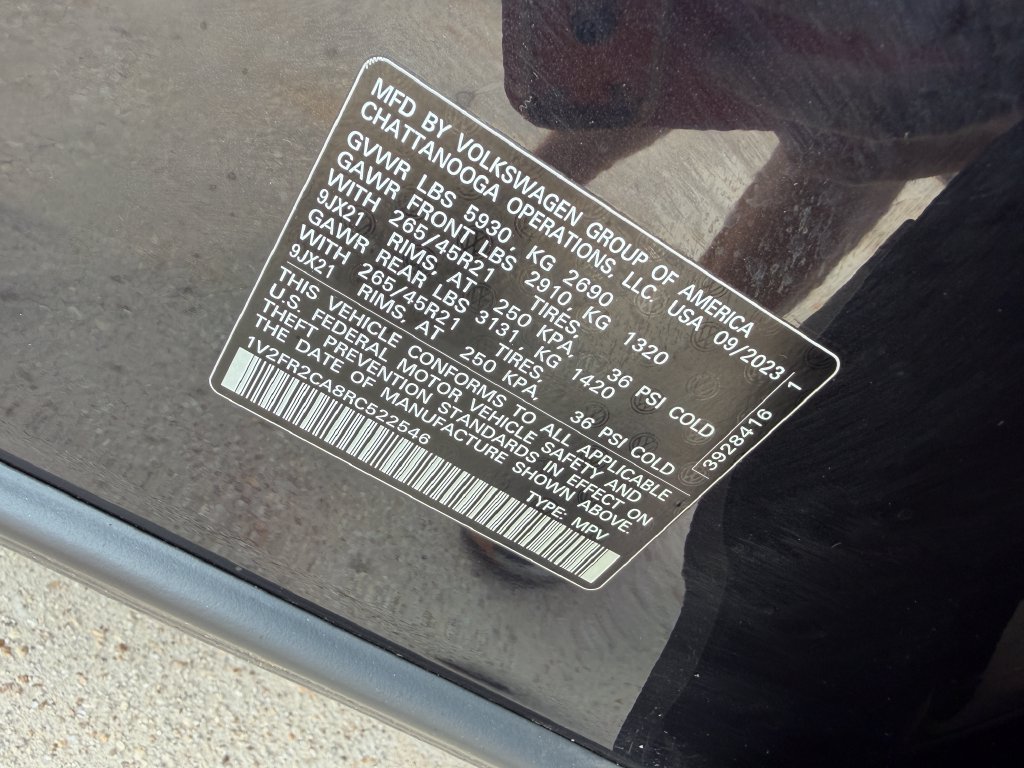 Certified 2024 Volkswagen Atlas SEL Premium R-Line AWD/4WD image 32