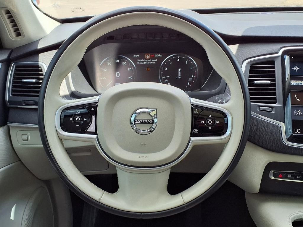 Used 2020 Volvo XC90 T5 Momentum w/ Protection Package Premier FWD image 32